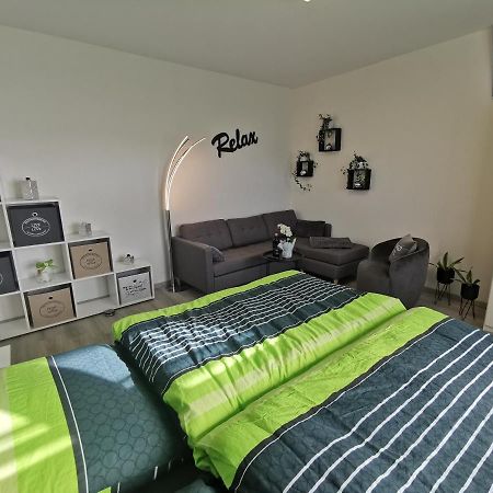 Ferienwohnung Am Dock Apen Экстерьер фото