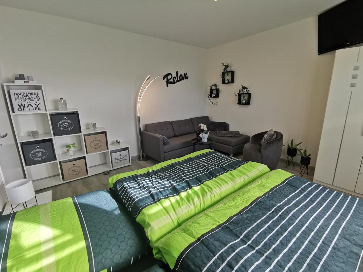 Ferienwohnung Am Dock Apen Экстерьер фото