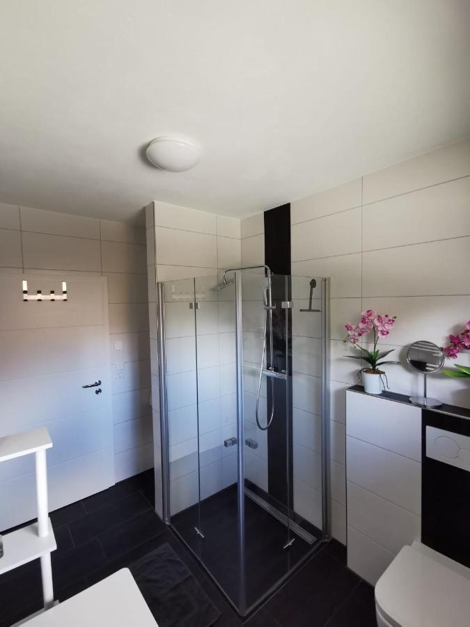 Ferienwohnung Am Dock Apen Экстерьер фото