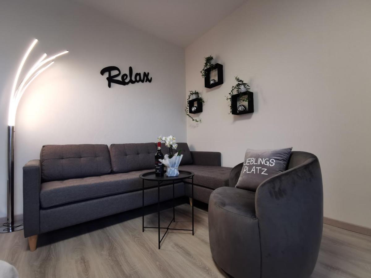 Ferienwohnung Am Dock Apen Экстерьер фото
