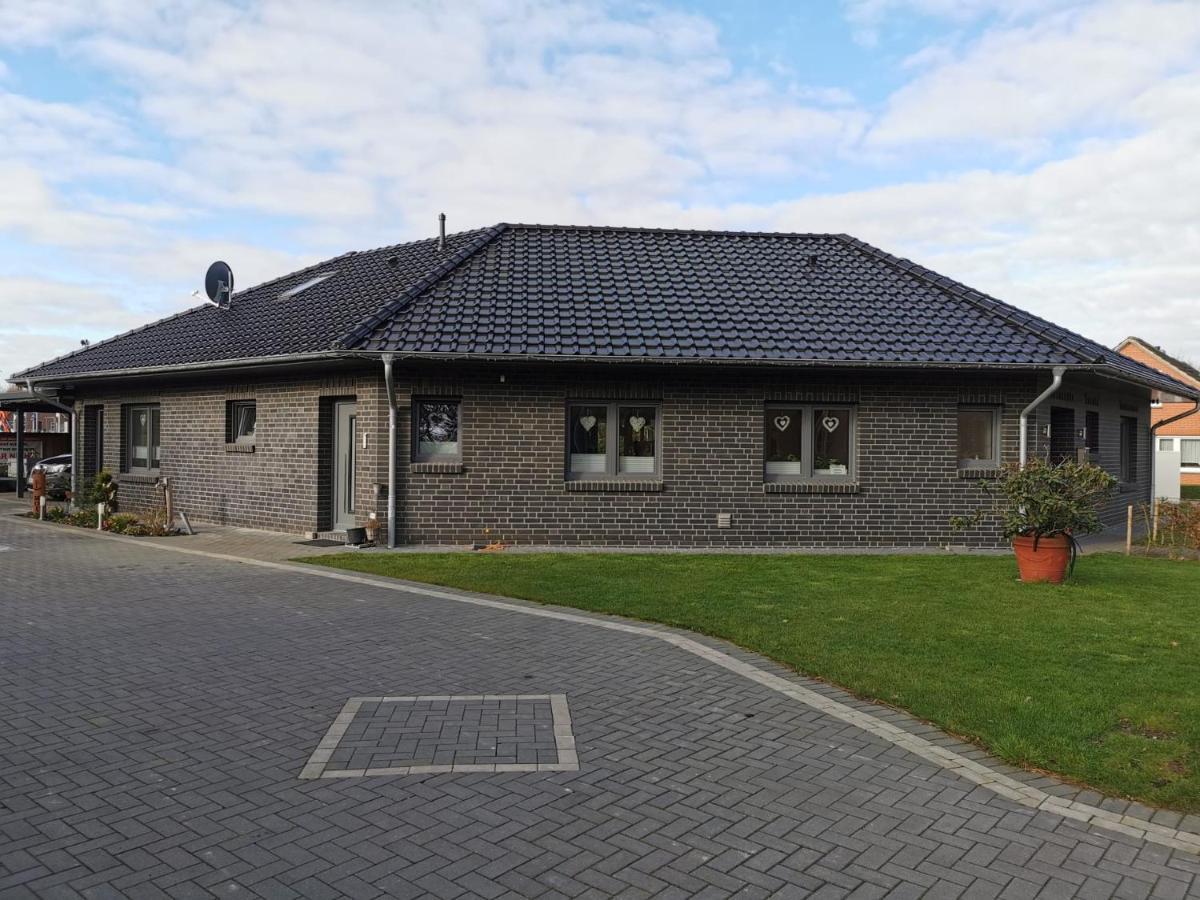 Ferienwohnung Am Dock Apen Экстерьер фото
